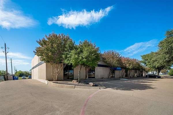 1.53 Acres of Commercial Land for Lease in DeSoto, Texas