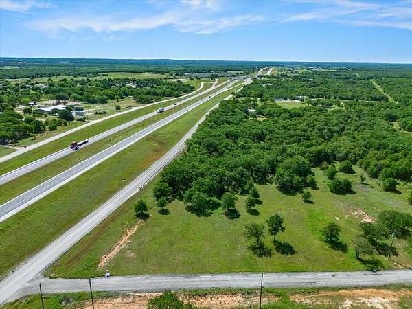 5.6 Acres of Residential Land for Sale in Sunset, Texas