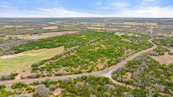 20 Acres of Recreational & Residential Land for Sale in Iredell, Texas