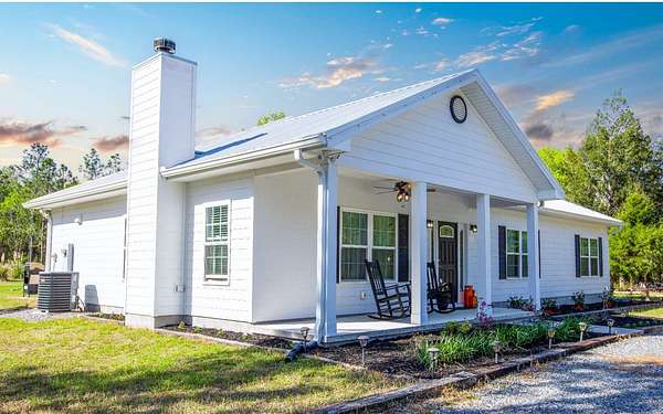29 Acres of Recreational Land with Home for Sale in Live Oak, Florida