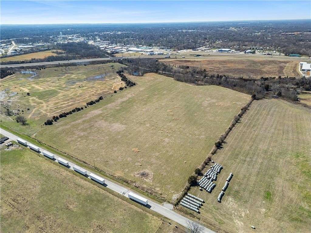 23.5 Acres of Land for Sale in Nevada, Missouri