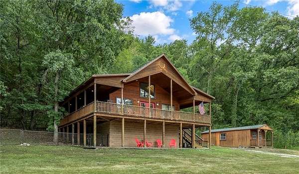 2.48 Acres of Land with Home for Sale in Eureka Springs, Arkansas