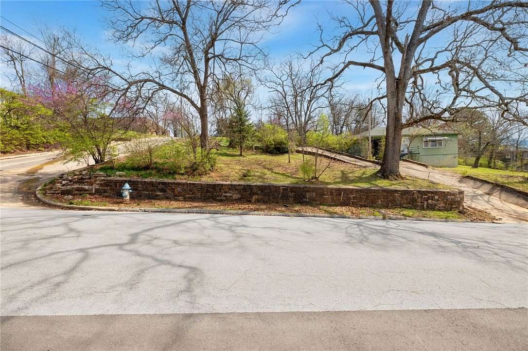 0.34 Acres of Mixed-Use Land for Sale in Fayetteville, Arkansas