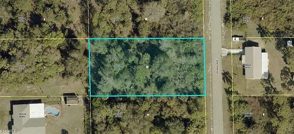 0.5 Acres of Residential Land for Auction in Lehigh Acres, Florida