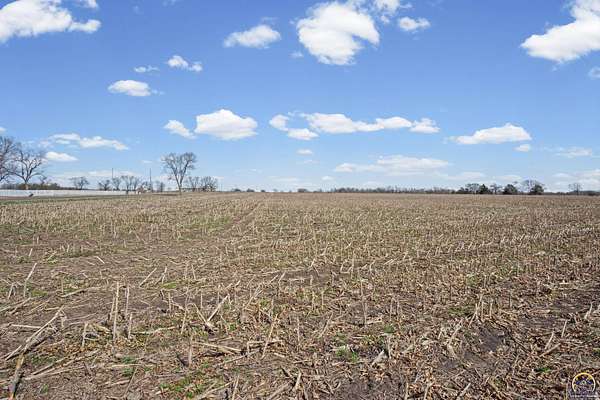 29.1 Acres of Agricultural & Residential Land for Sale in Topeka, Kansas