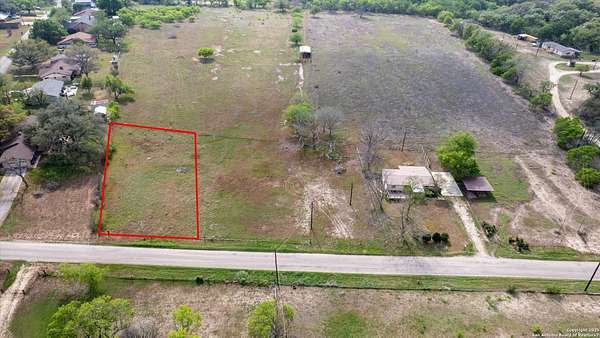 0.5 Acres of Residential Land for Sale in La Vernia, Texas
