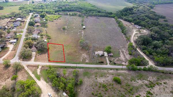 0.5 Acres of Residential Land for Sale in La Vernia, Texas