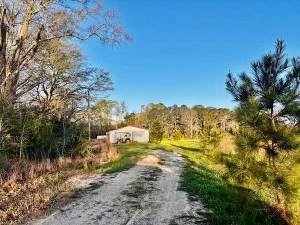 2 Acres of Residential Land for Sale in Andalusia, Alabama