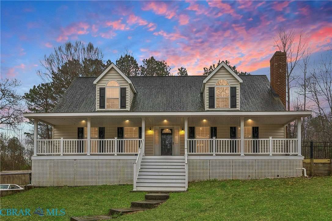 5.77 Acres of Land with Home for Sale in Gloucester, Virginia