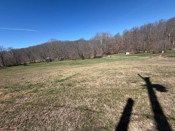 1 Acre of Residential Land for Sale in Dickson, Tennessee