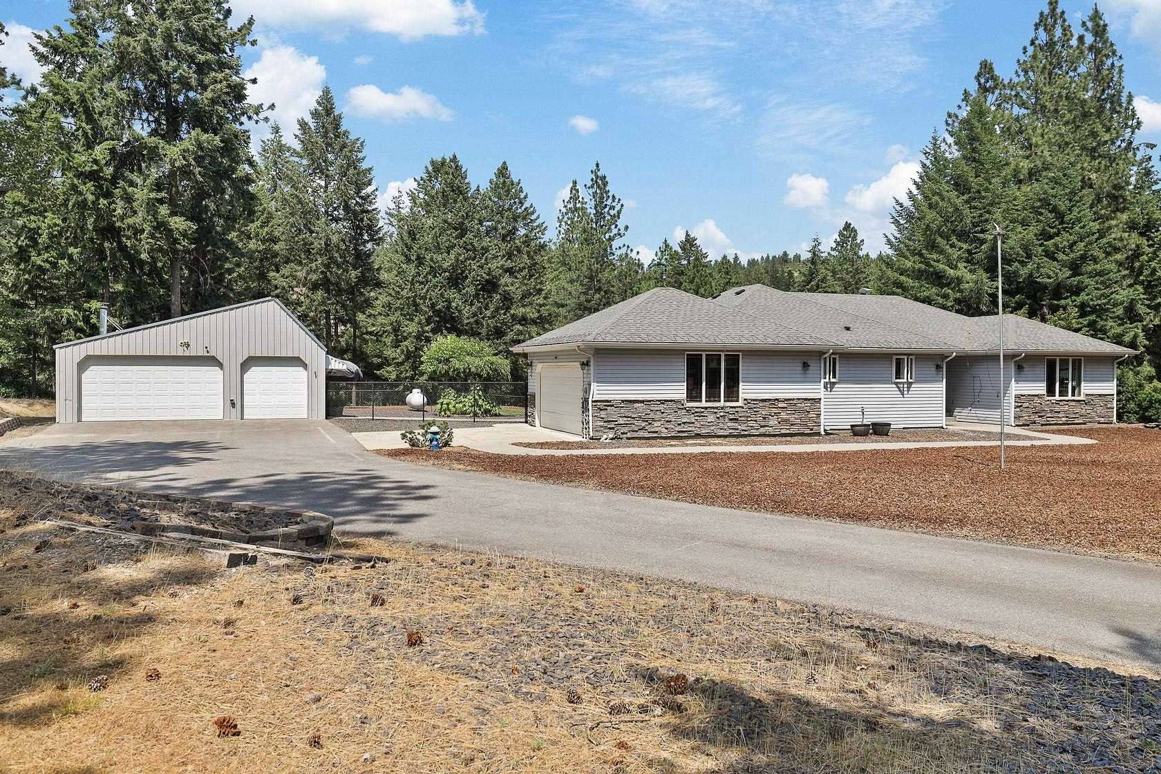 5 Acres of Land with Home for Sale in Newman Lake, Washington