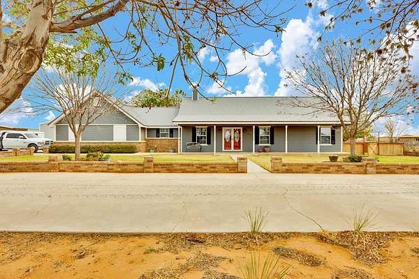 7.5 Acres of Land with Home for Sale in Gardendale, Texas