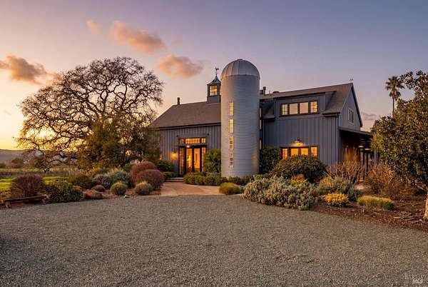 2.8 Acres of Land with Home for Sale in Sonoma, California