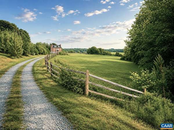 17.9 Acres of Land with Home for Sale in Appomattox, Virginia