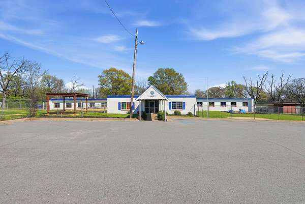 1.57 Acres of Improved Residential Land for Sale in Jacksonville, Arkansas