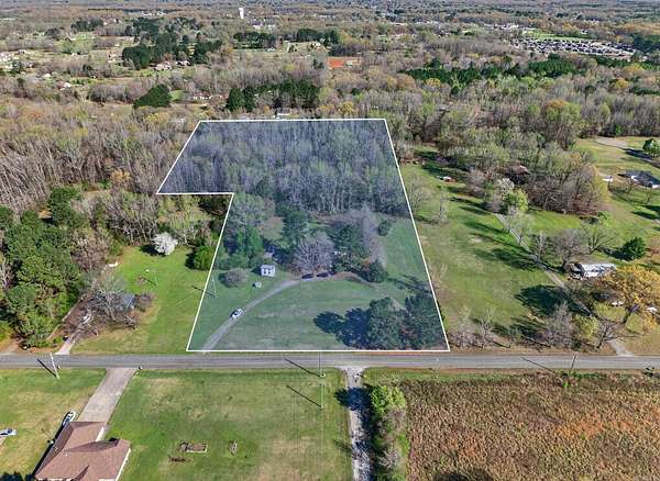 9 Acres of Residential Land for Sale in Cabot, Arkansas