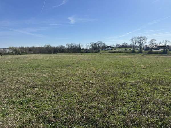 6.69 Acres of Commercial Land for Sale in Sparta, Tennessee