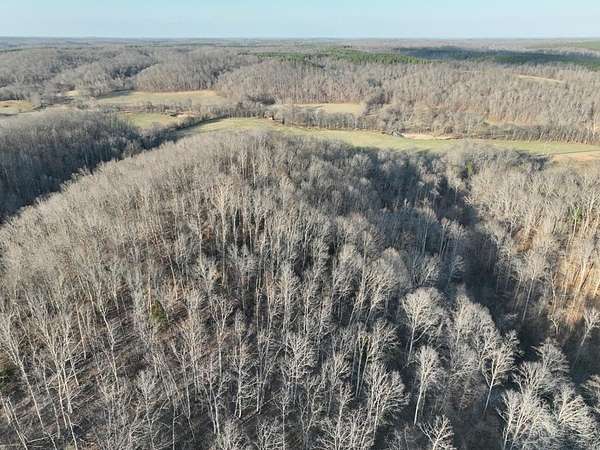 35 Acres of Recreational & Residential Land for Sale in Dover, Tennessee