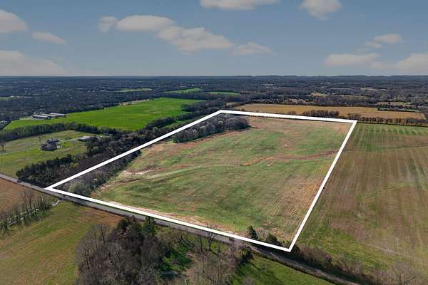50 Acres of Agricultural Land for Sale in Lewisburg, Tennessee