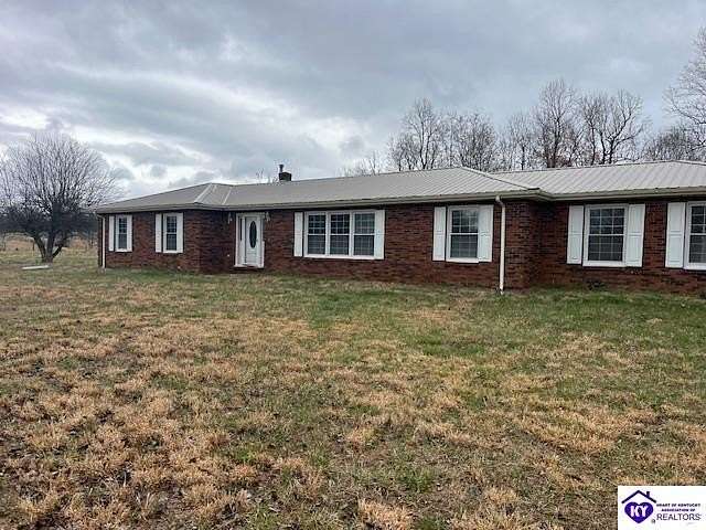 8.23 Acres of Land with Home for Auction in Magnolia, Kentucky