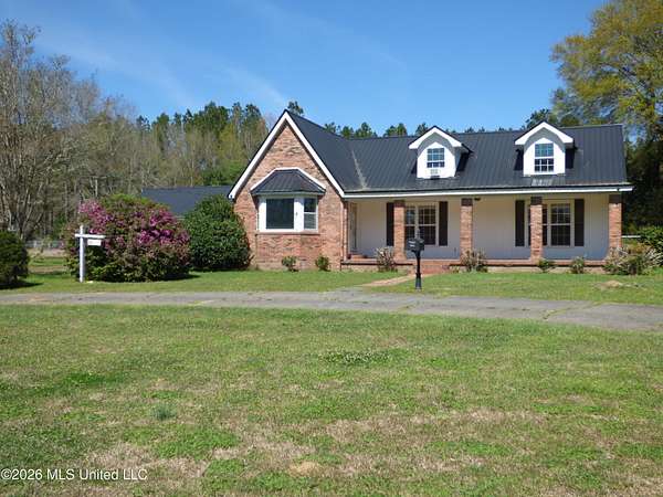 17.5 Acres of Land with Home for Sale in Centreville, Mississippi