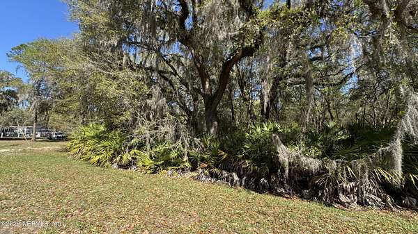 1.8 Acres of Land for Sale in Hawthorne, Florida