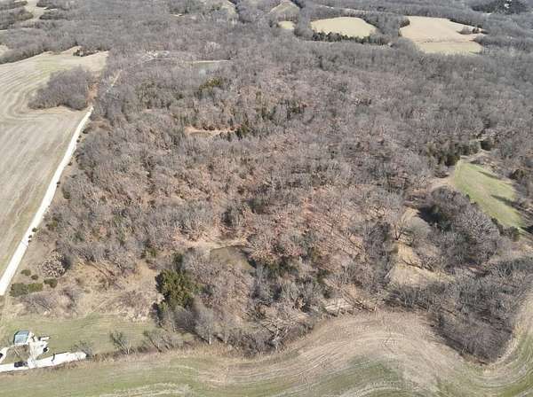 80.5 Acres of Recreational Land for Lease in Keytesville, Missouri