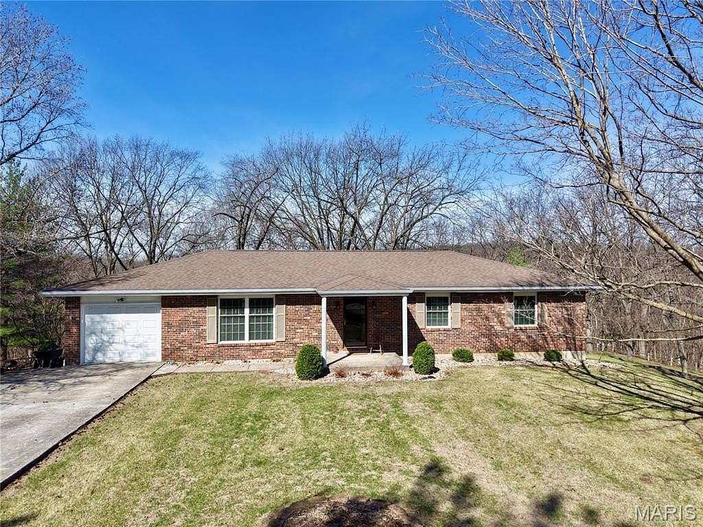 5.7 Acres of Land with Home for Sale in Hannibal, Missouri