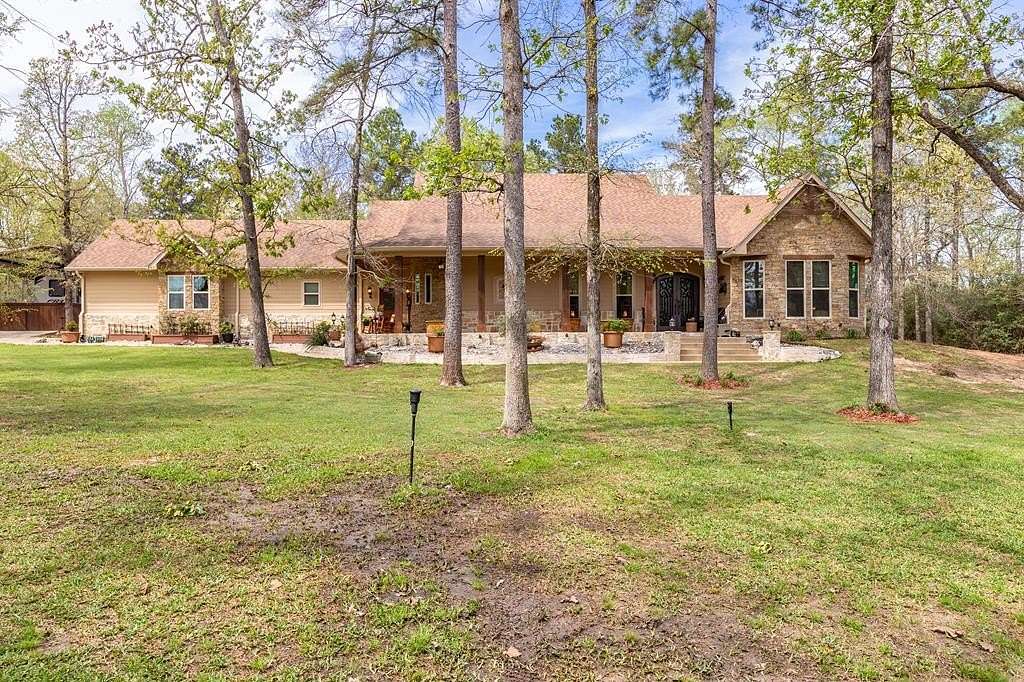 2.68 Acres of Land with Home for Sale in Lufkin, Texas