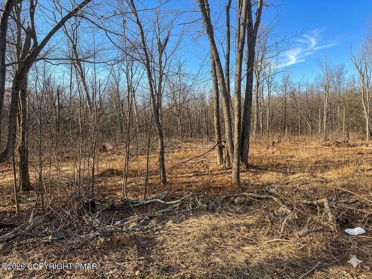 0.32 Acres of Residential Land for Sale in Tobyhanna, Pennsylvania