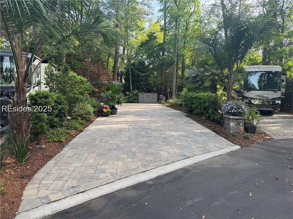 Residential Land for Sale in Hilton Head Island, South Carolina