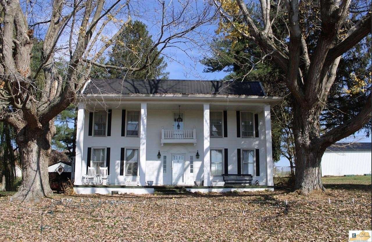 2 Acres of Land with Home for Sale in Jamestown, Kentucky