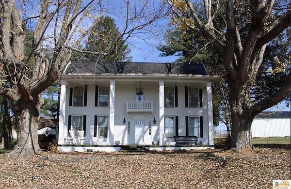 2 Acres of Land with Home for Sale in Jamestown, Kentucky