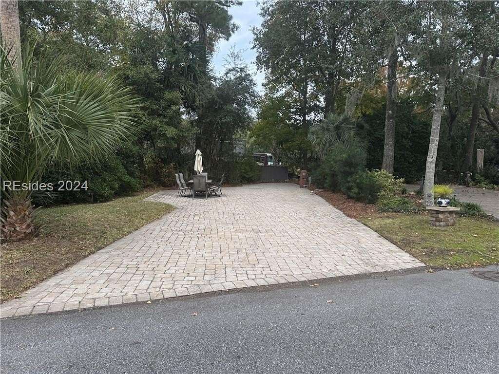 Residential Land for Sale in Hilton Head Island, South Carolina