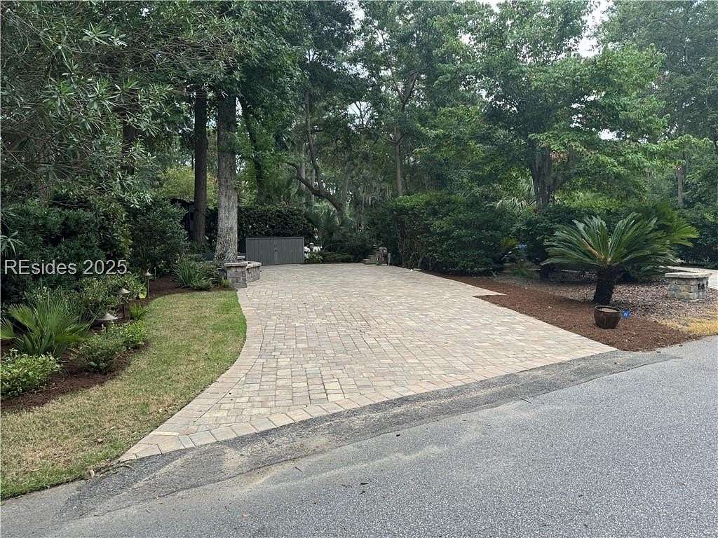 Residential Land for Sale in Hilton Head Island, South Carolina