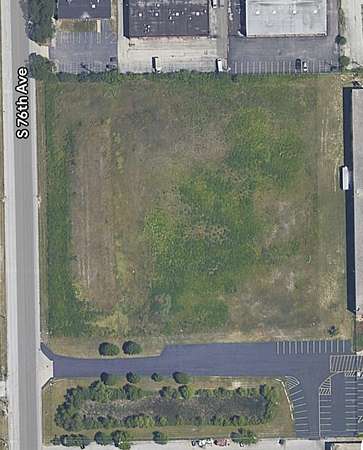 4.2 Acres of Commercial Land for Sale in Bridgeview, Illinois