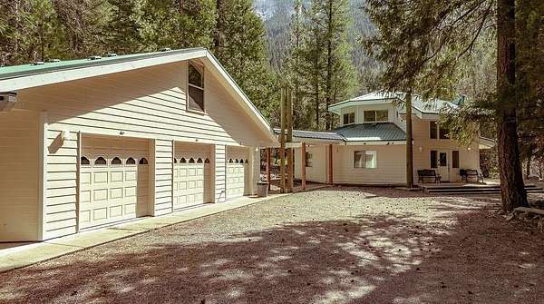 160 Acres of Recreational Land with Home for Sale in Genesee, California