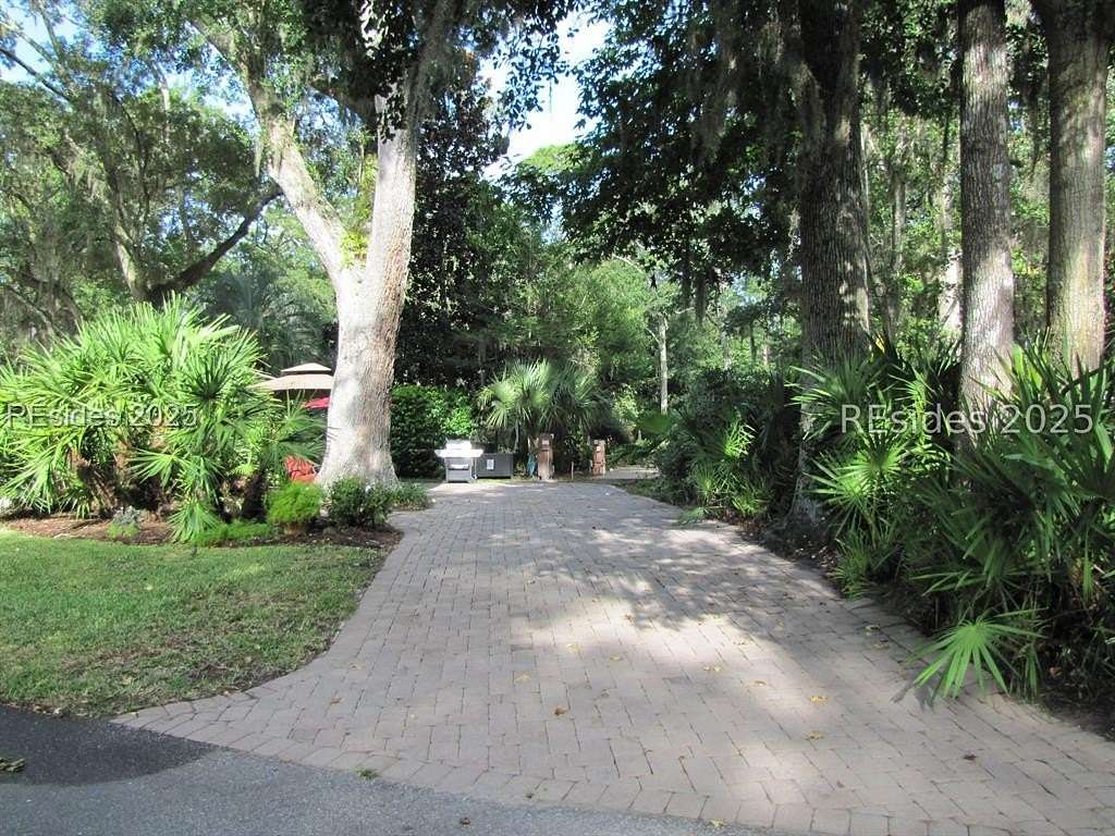 Residential Land for Sale in Hilton Head Island, South Carolina