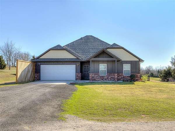 7.54 Acres of Land with Home for Sale in Guthrie, Oklahoma