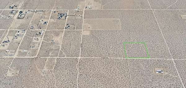 10.2 Acres of Land for Sale in Llano, California