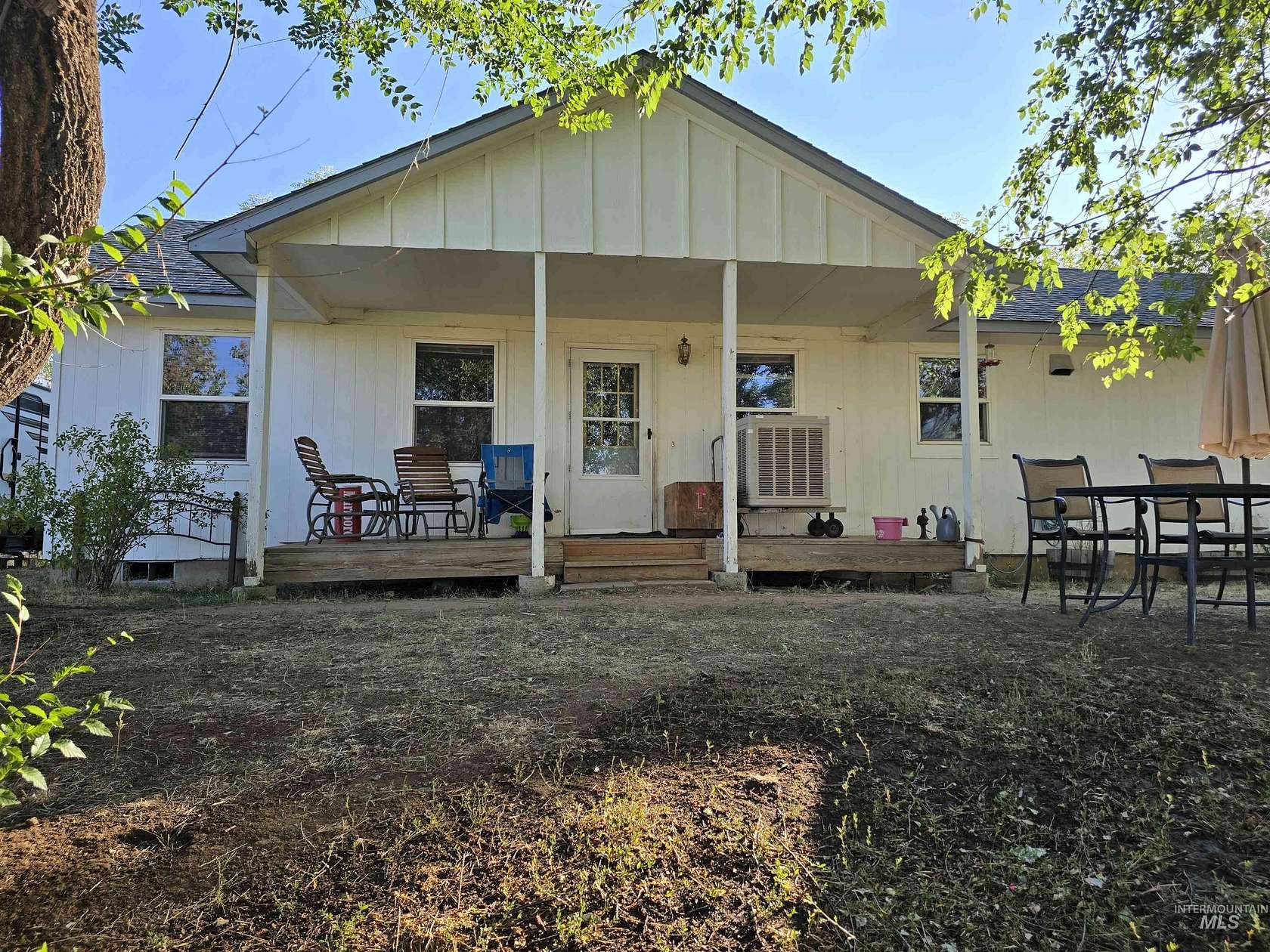 6.44 Acres of Land with Home for Sale in Mesa, Idaho