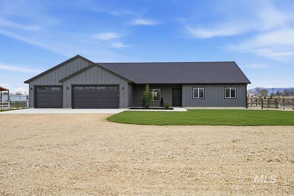 2.5 Acres of Land with Home for Sale in Marsing, Idaho