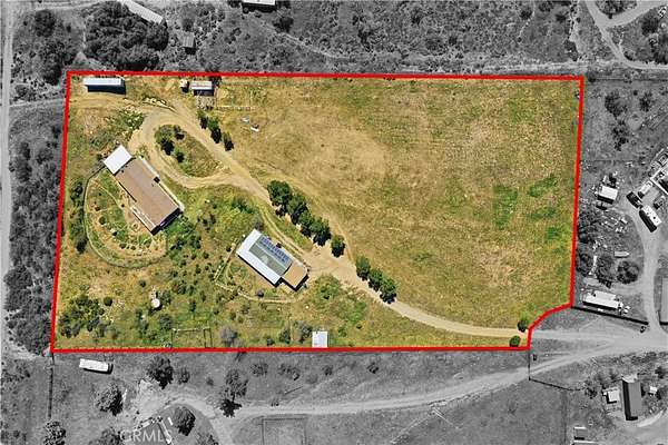 4.62 Acres of Land with Home for Sale in Aguanga, California