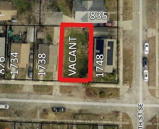 0.07 Acres of Residential Land for Sale in Cedar Rapids, Iowa