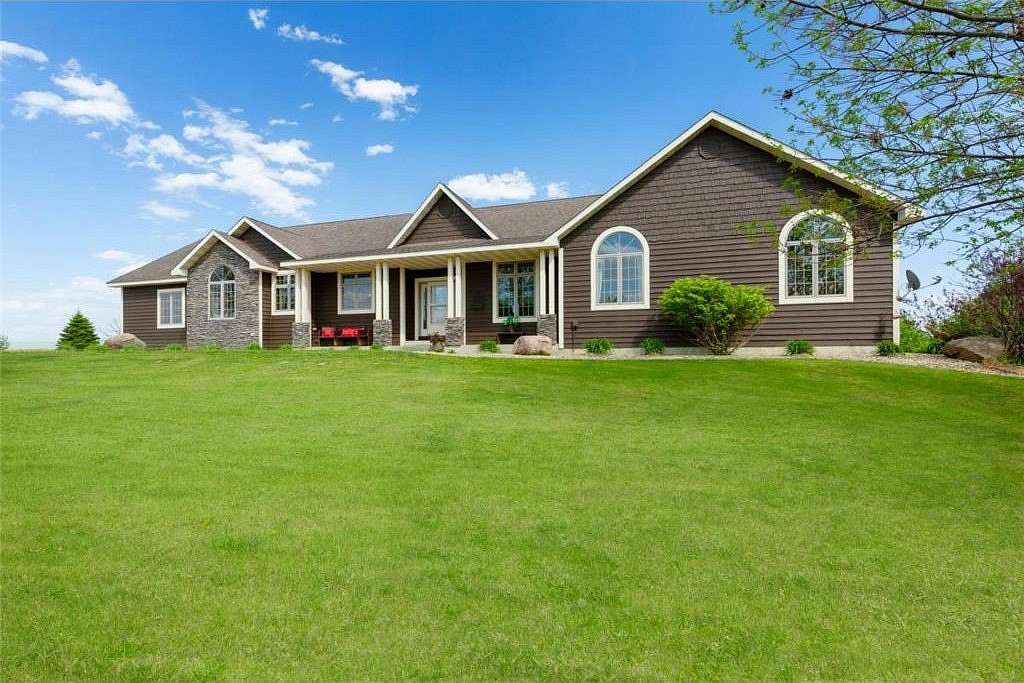 7 Acres of Land with Home for Sale in Berlin Township, Minnesota