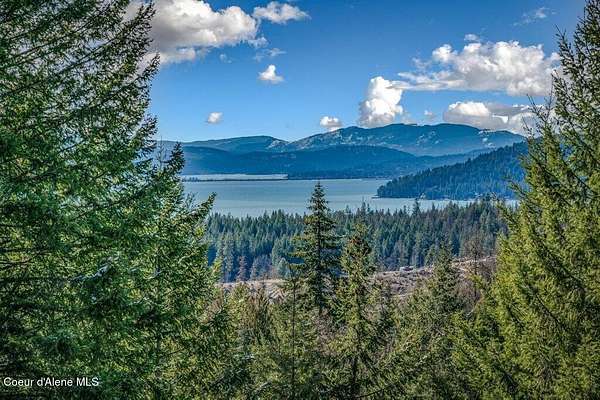 1 Acre of Residential Land for Sale in Sandpoint, Idaho