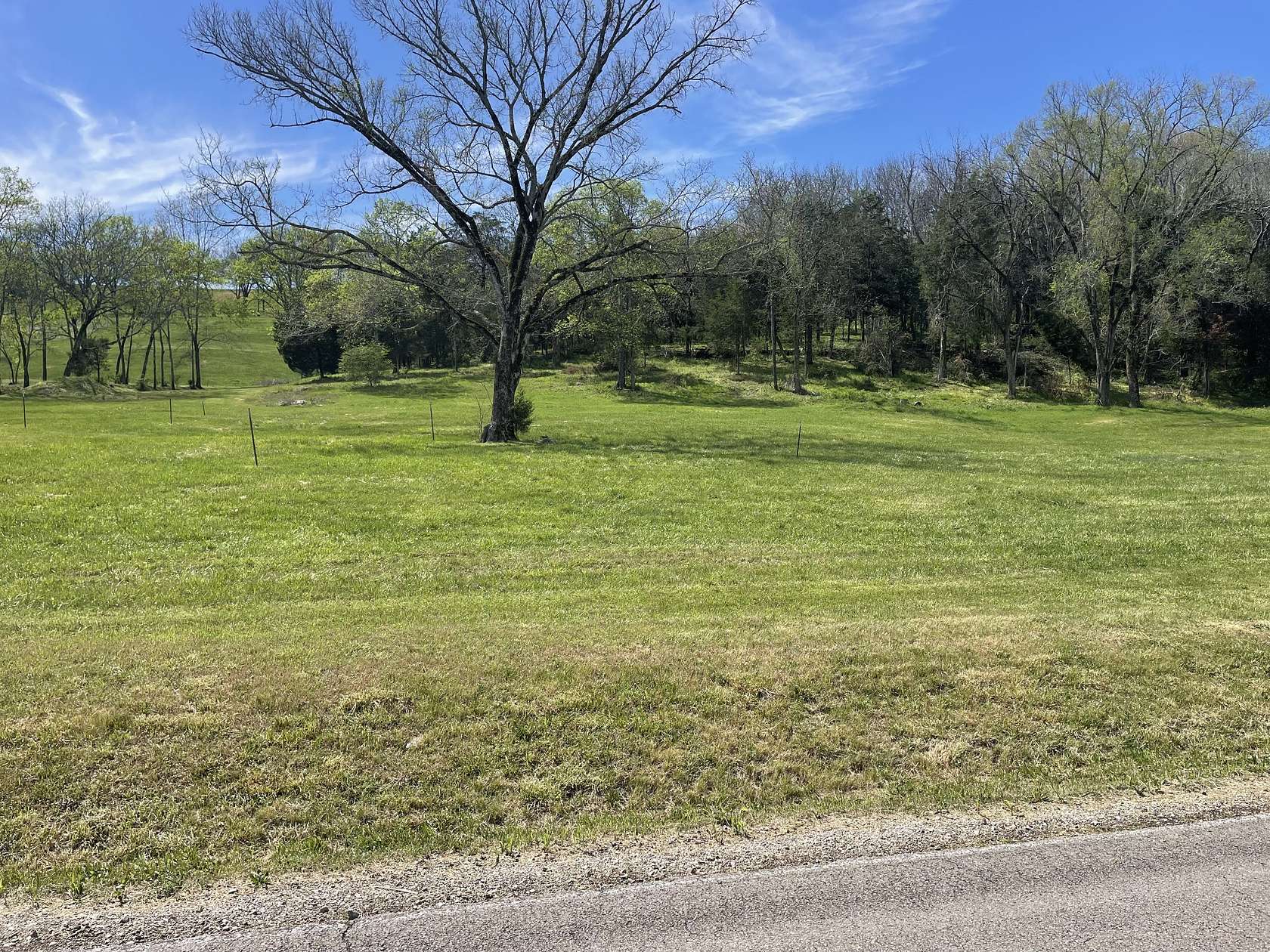 5.34 Acres of Residential Land for Sale in Santa Fe, Tennessee