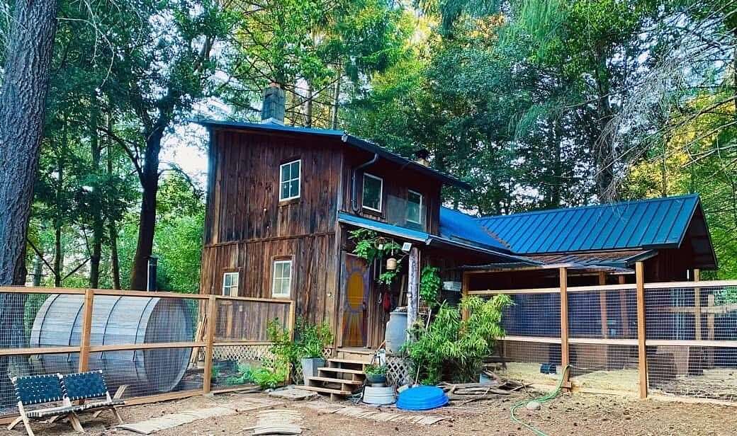 20 Acres of Land with Home for Sale in O'Brien, Oregon