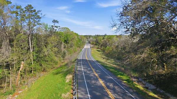 133 Acres of Agricultural & Residential Land for Sale in Havana, Florida