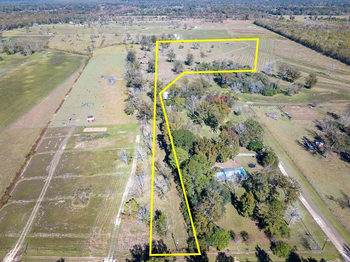 19 Acres of Land for Sale in Hardin, Texas